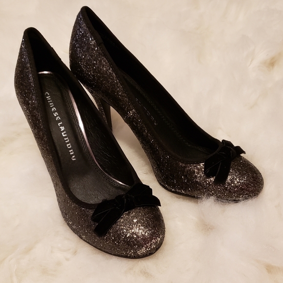 NEW Chinese Laundry Black Metallic Glitter Heels Stiletto Leather Shoes Celebs - Picture 8 of 10